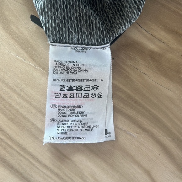 Mizuno Long Sleeve Tee - Picture 10 of 10